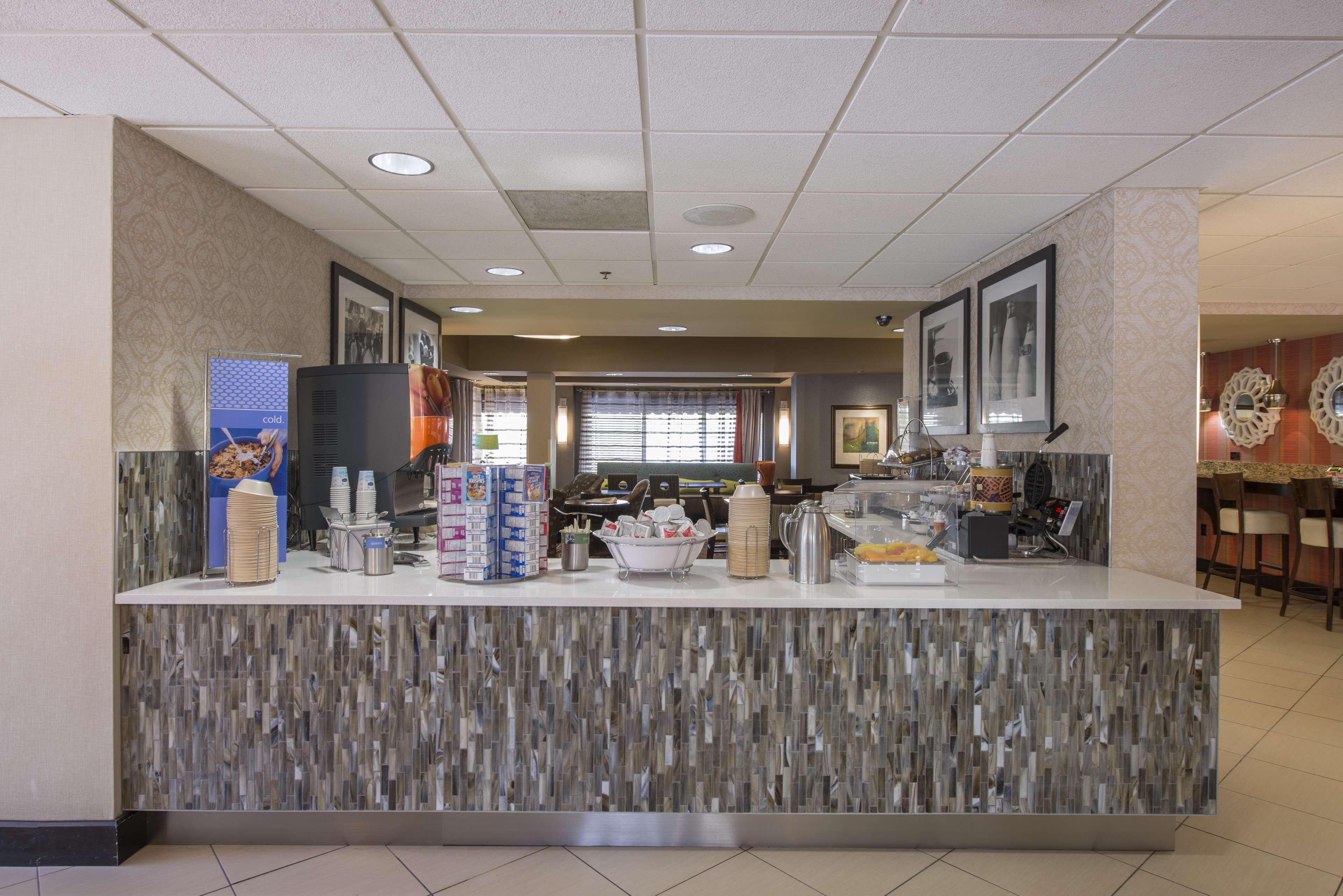 Hampton Inn Atlanta-Newnan Bagian luar foto