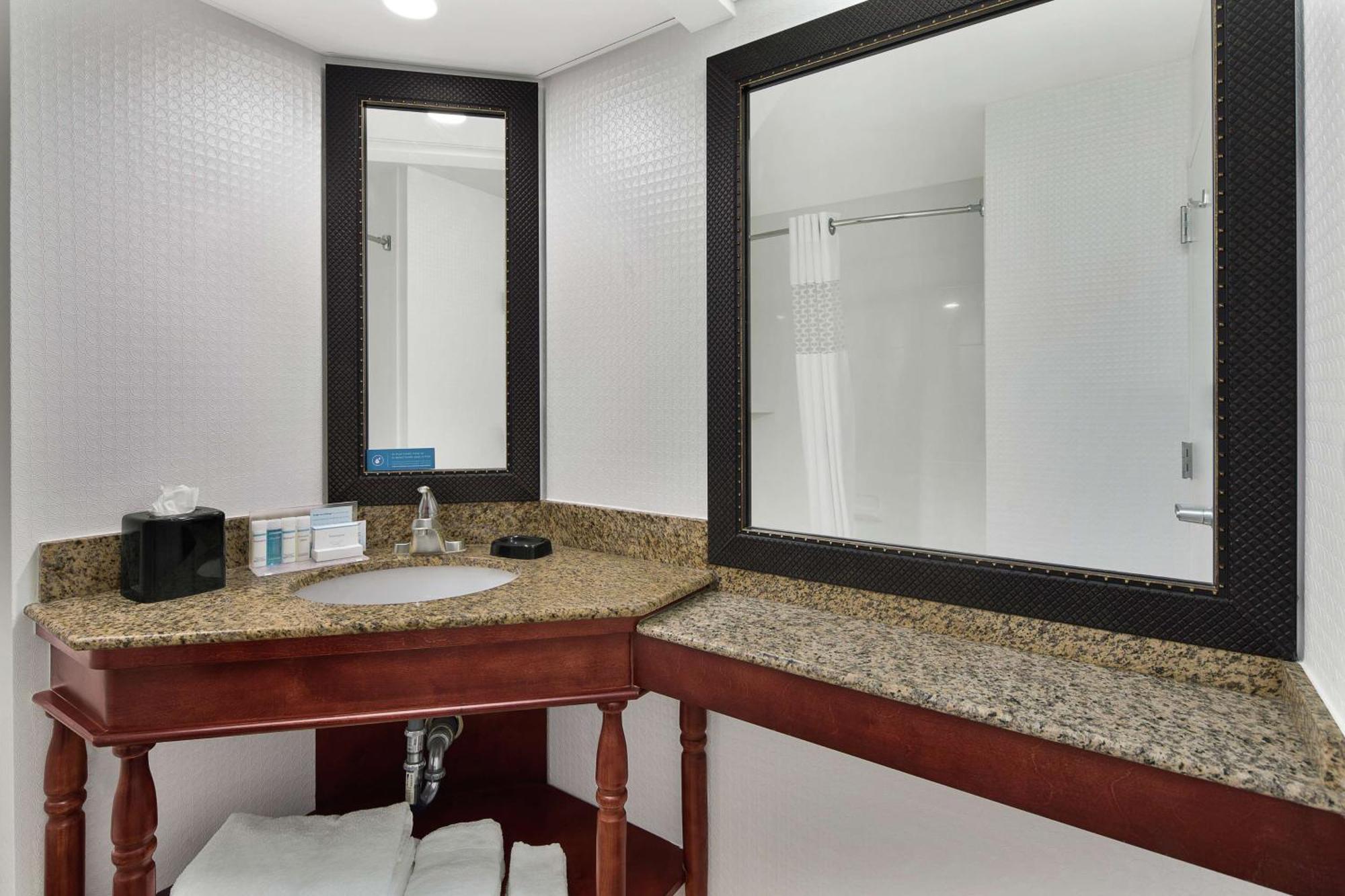 Hampton Inn Atlanta-Newnan Bagian luar foto