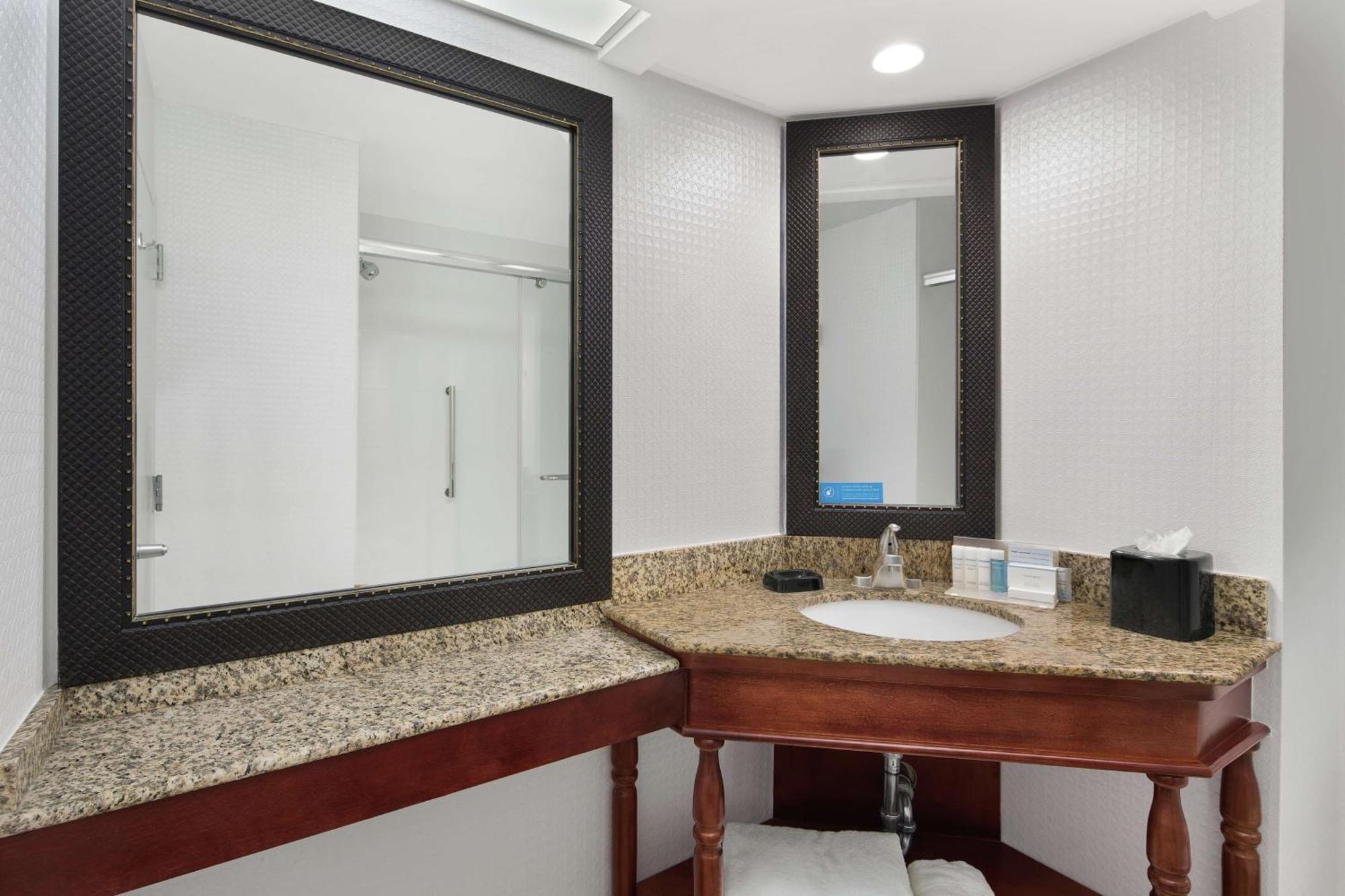 Hampton Inn Atlanta-Newnan Bagian luar foto